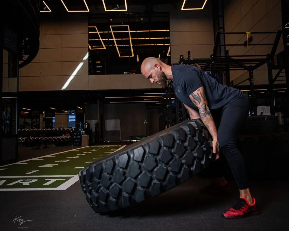 Tire flip conditioning exercise